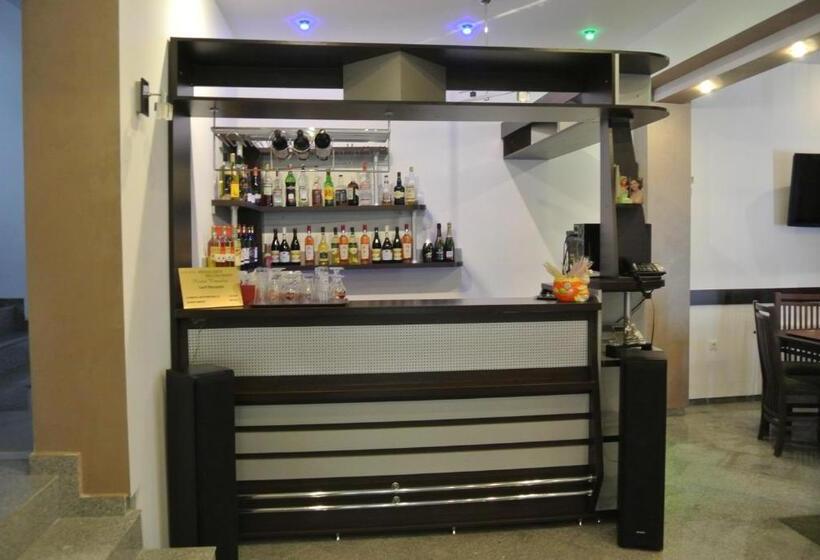 Pensiune Restaurant Piatra Craiului