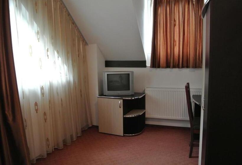 Pensiune Restaurant Piatra Craiului