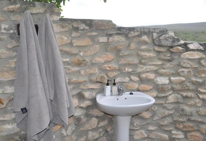 אתר נופש De Hoop Collection   Campsite Rondawels