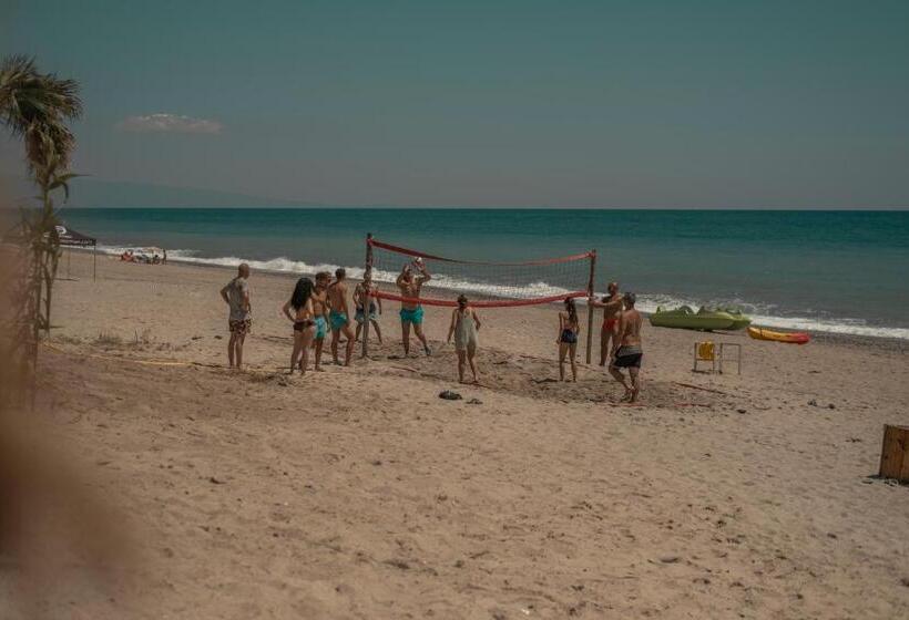 Riva Del Sol Beach Resort