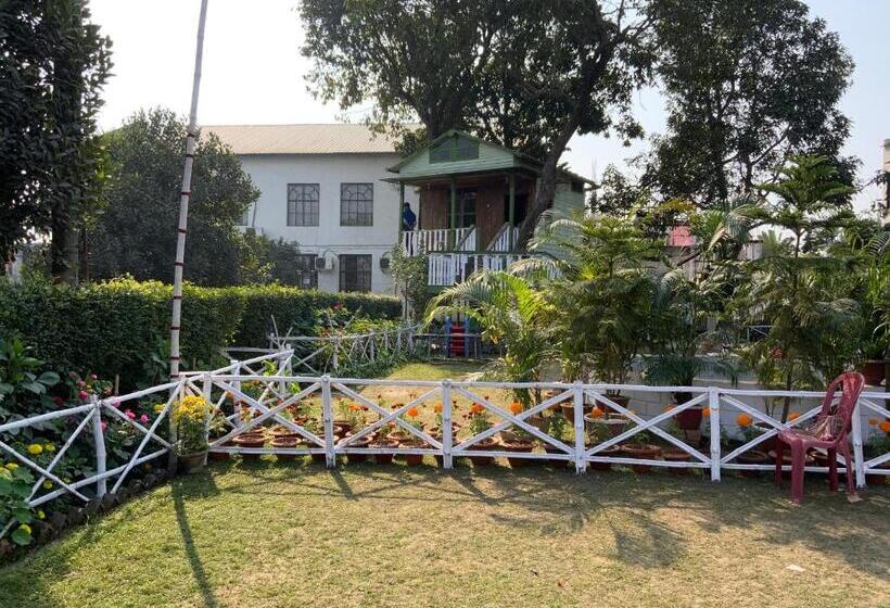 Samriddhi Banquet Garden & Resorts
