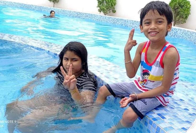 Samriddhi Banquet Garden & Resorts