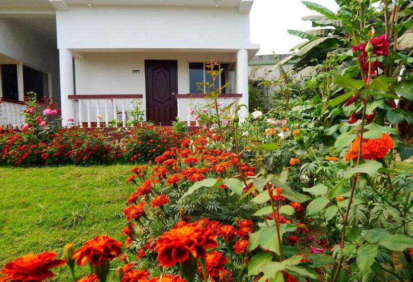 Samriddhi Banquet Garden & Resorts