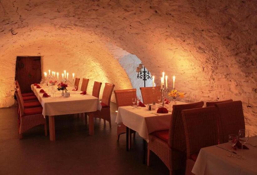 Schloss Hotel Wallhausen