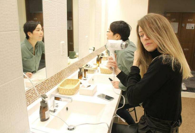 Wild Cherry Blossomhostel,tokyo Koganei