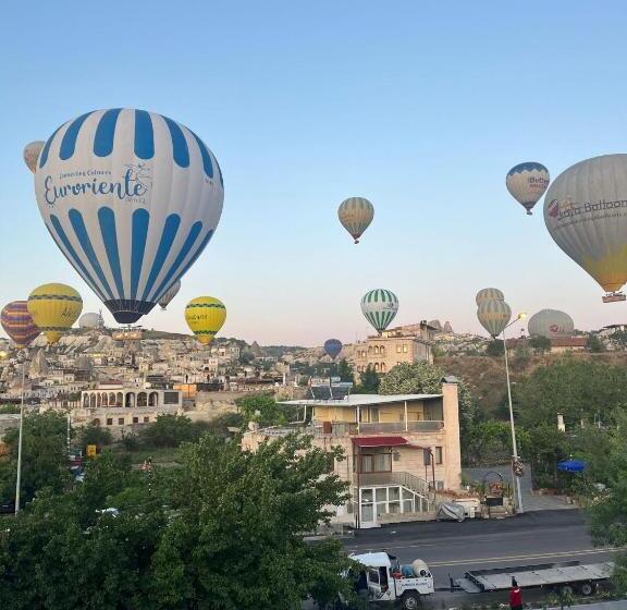 ホテル Adventure Inn Cappadocia