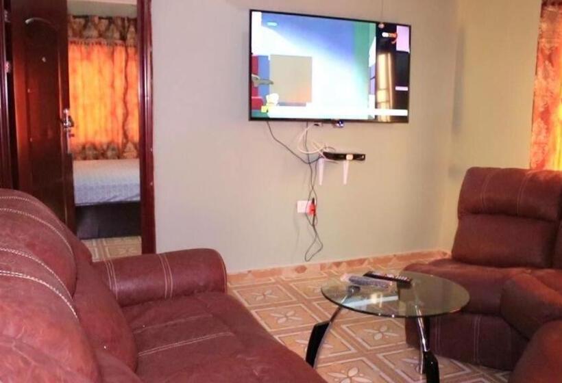 هتل Gyason Royal Guest House