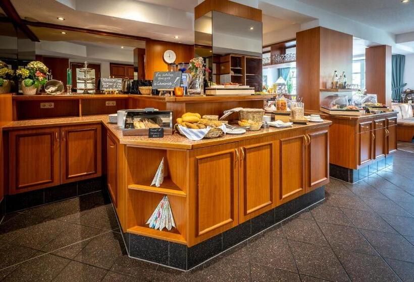 ホテル Reussischer Hof