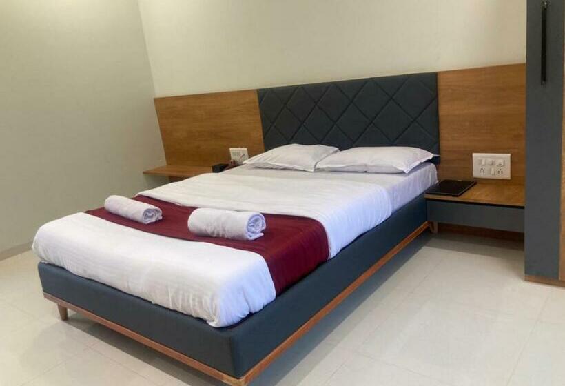 Lotus The Lake View Resort