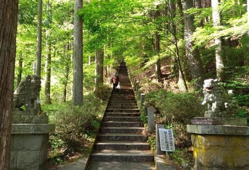 پانسیون Log Cabin Rentals & Finland Sauna Step House