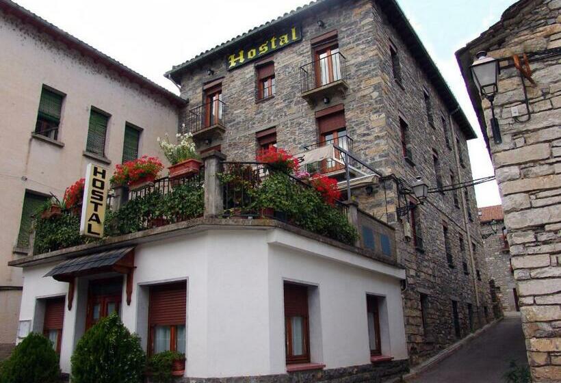 ペンション Hostal Pirineos Sarvisé