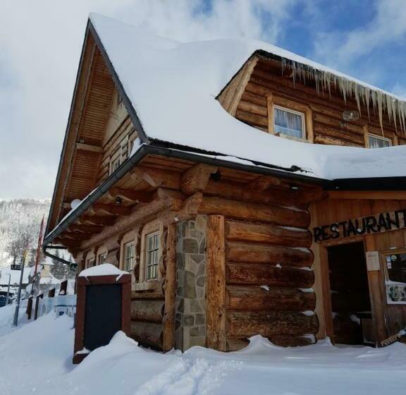 פנסיון Penzion Damisport