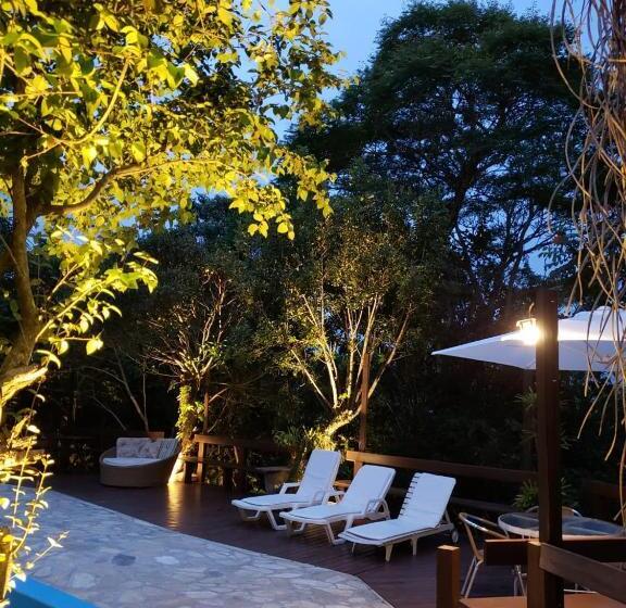 ペンション Pousada Rosa