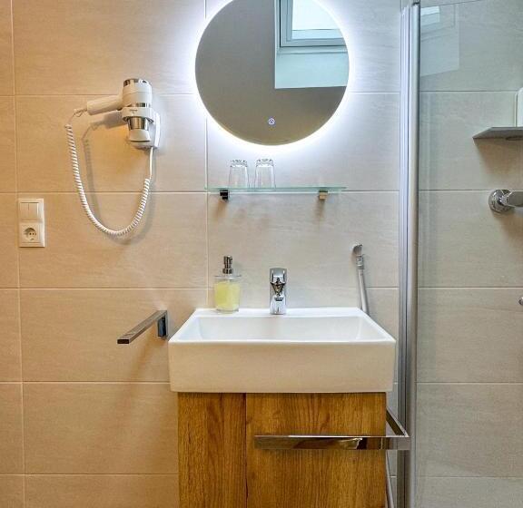 ペンション Sieben Zimmer Am See