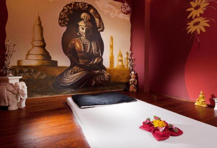 리조트 Lipno Wellness - Frymburk Hotel Private Family Room