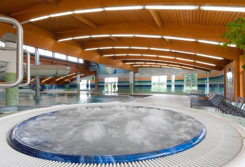 리조트 Lipno Wellness - Frymburk Hotel Private Family Room