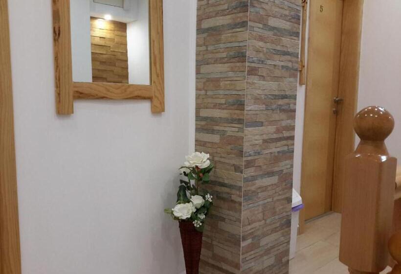 ベッドアンドブレックファースト Green Lakes House