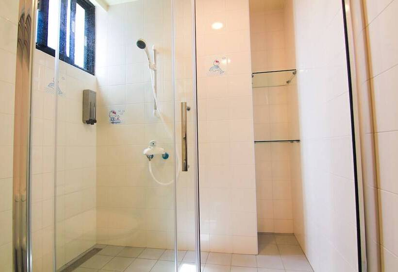 تختخواب و صبحانه Police House