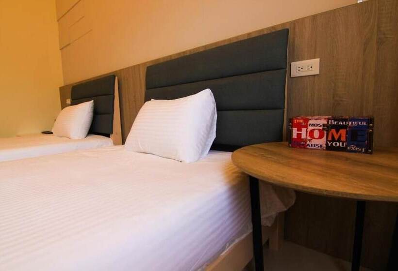 تختخواب و صبحانه Police House