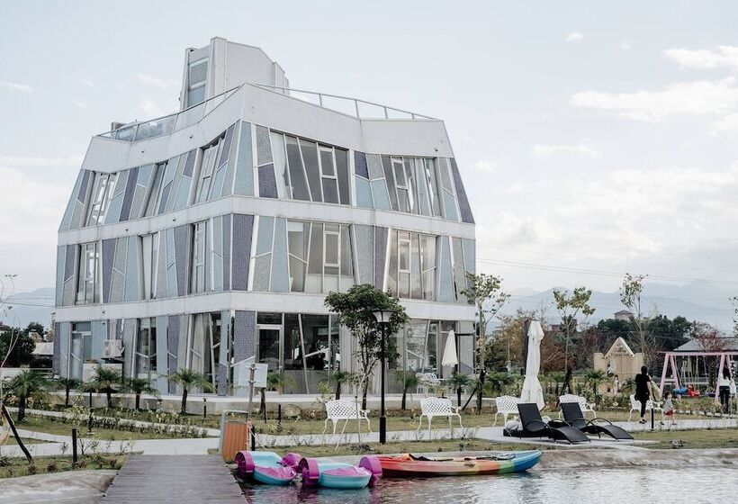 تختخواب و صبحانه Star Deco Resort