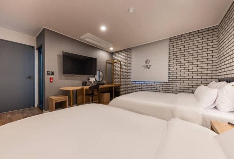 Cheonan Brown Dot Hotel Cheonan Station