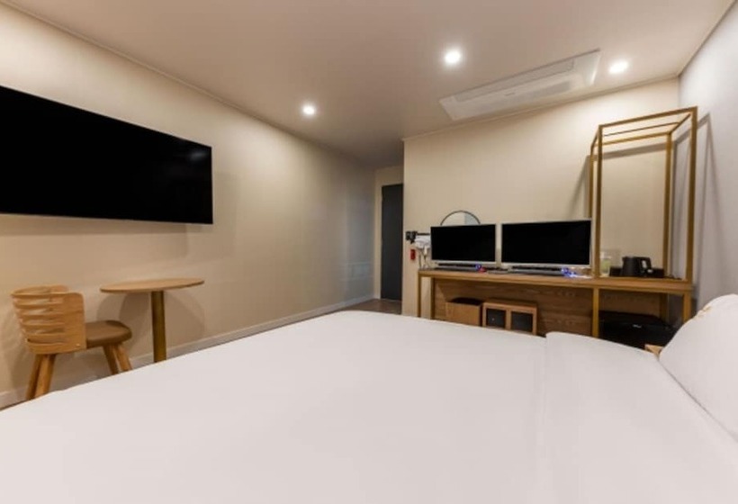 Cheonan Brown Dot Hotel Cheonan Station