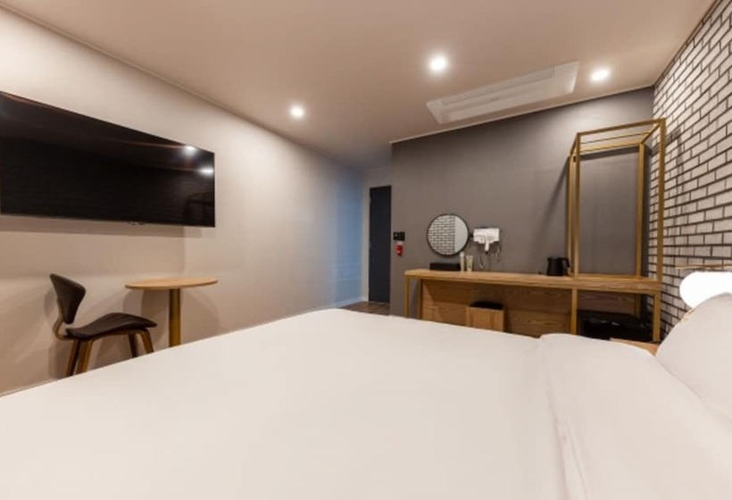 Cheonan Brown Dot Hotel Cheonan Station