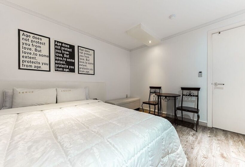 Cheonan Honeymoon Motel