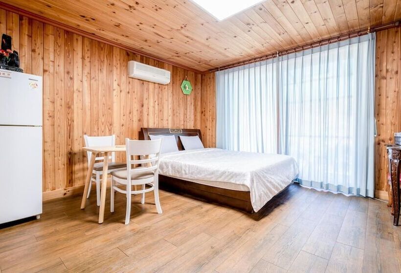 Gapyeong Pulkkot Pension