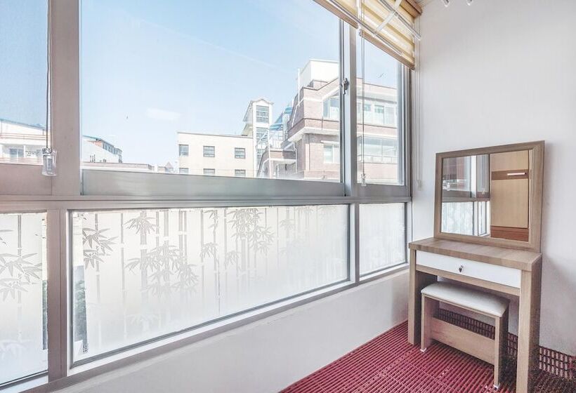 Goseong Gamnamu Pension