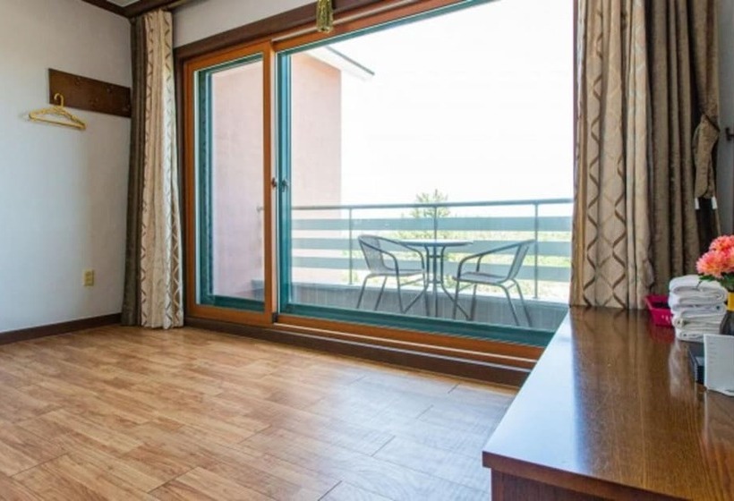 Goseong Orient Pension