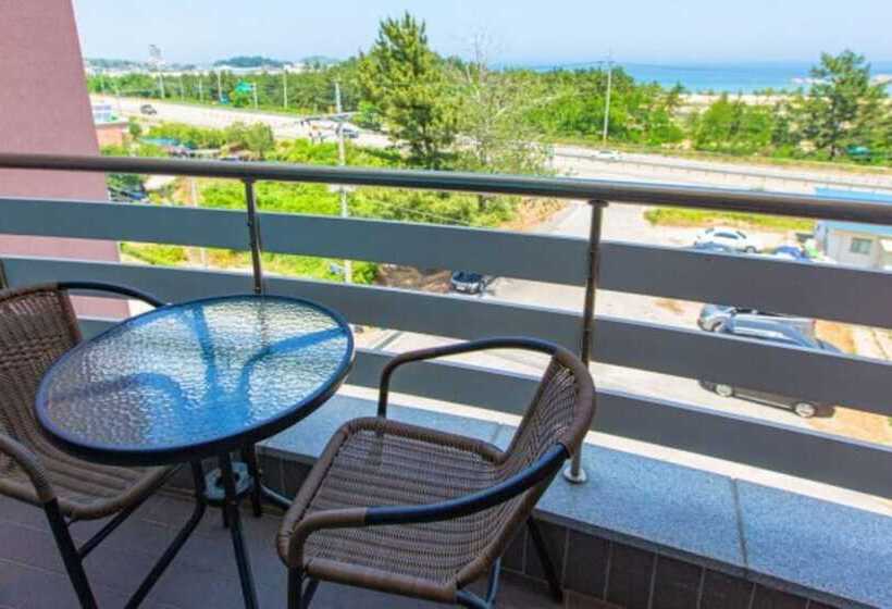 Goseong Orient Pension