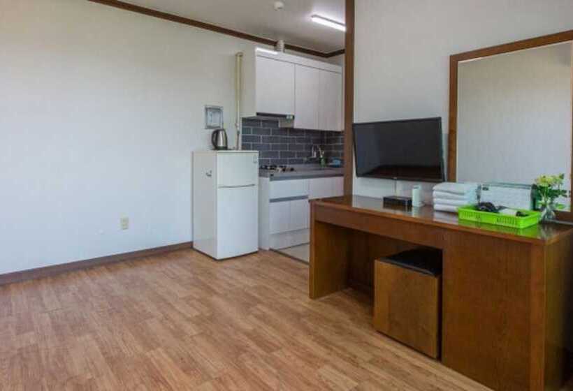 Goseong Orient Pension