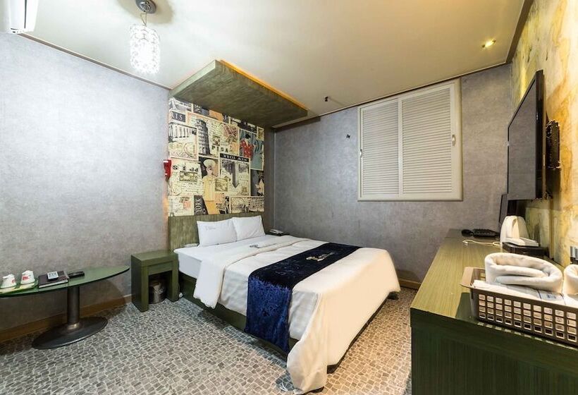 هتل Anshan Jungang Station Chocolate