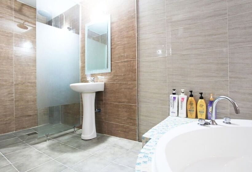 هتل Anshan Jungang Station Chocolate