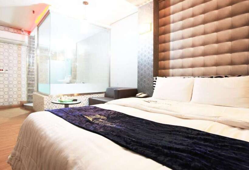 هتل Anshan Jungang Station Chocolate