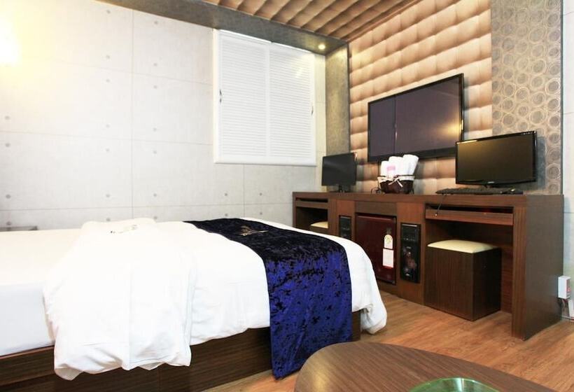 هتل Anshan Jungang Station Chocolate