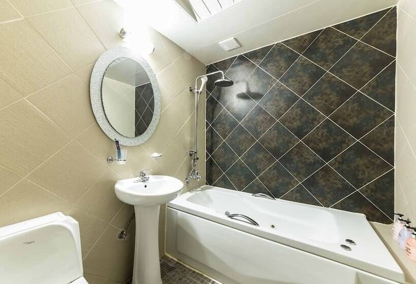 هتل Anshan Jungang Station Chocolate