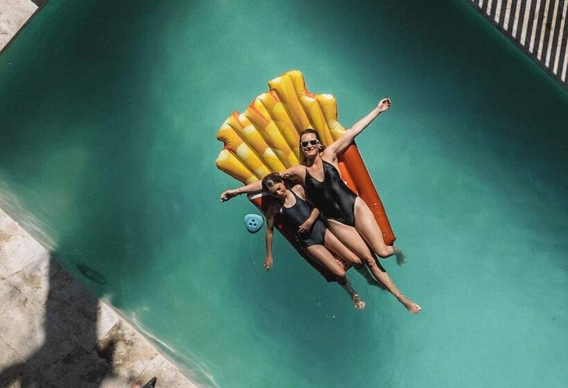 호텔 El Refugio Ski & Summer Lodge