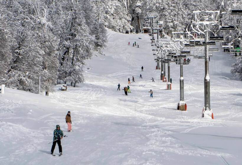 호텔 El Refugio Ski & Summer Lodge