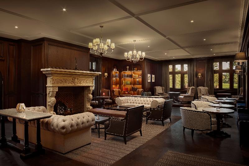 Отель Fairmont Windsor Park