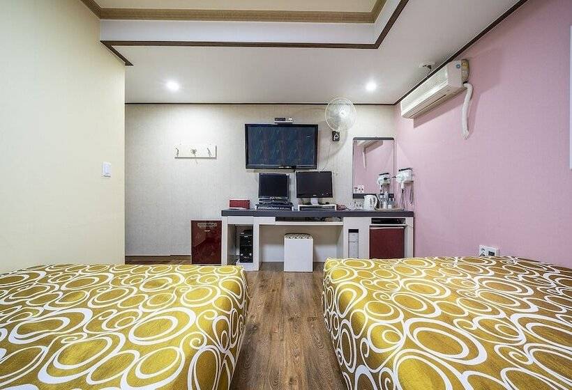 Hotel Geumjeong Cube