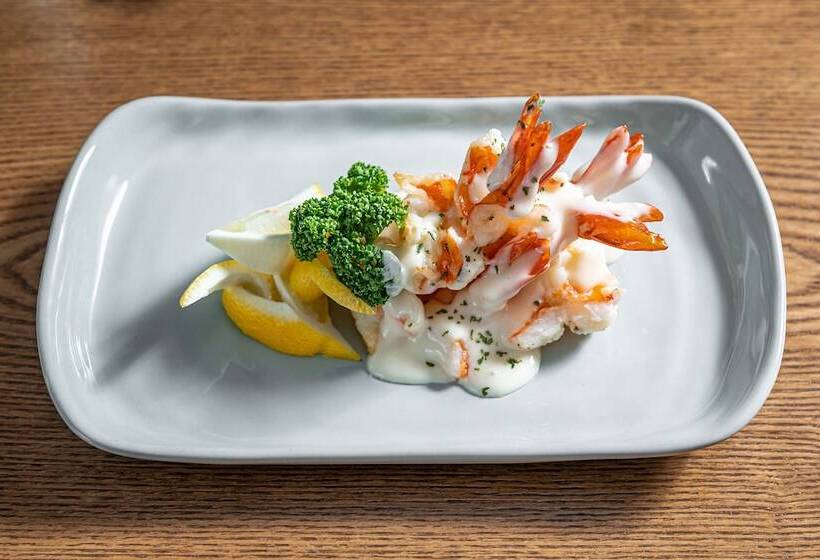 Отель West Of Canaan