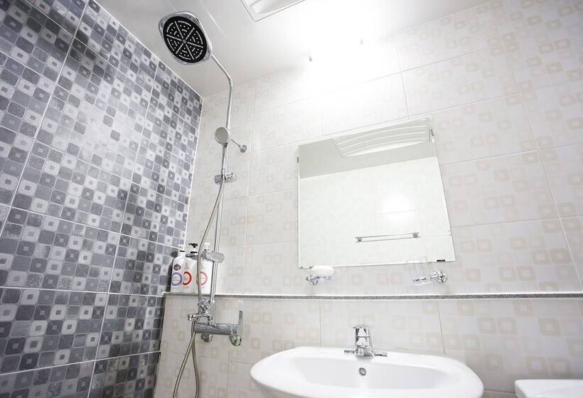 מוטל Anshan Pinocchio