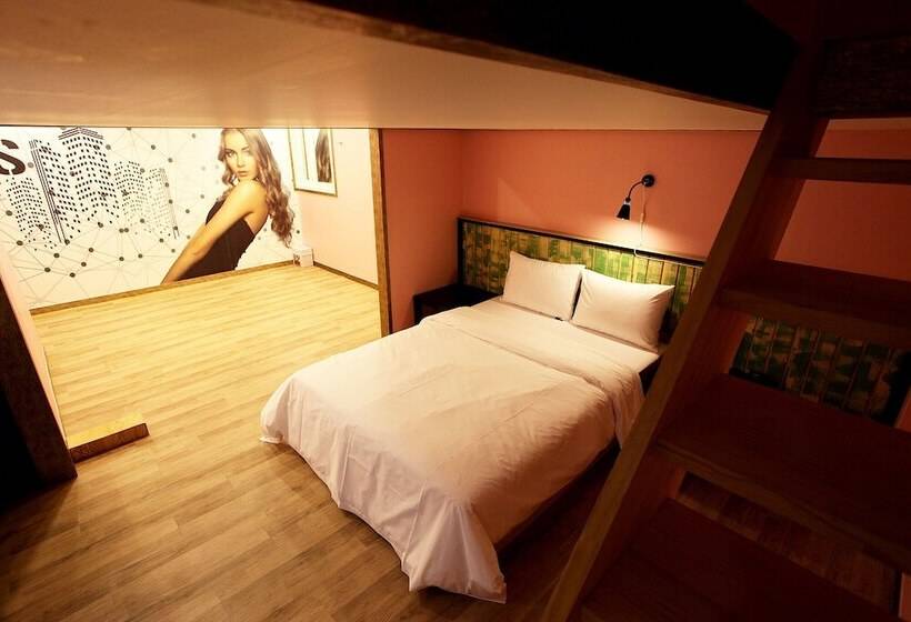 מוטל Anshan Pinocchio