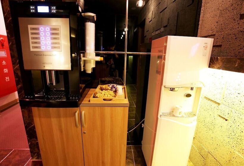 מוטל Anshan Pinocchio