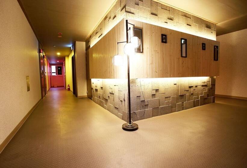 מוטל Anshan Pinocchio