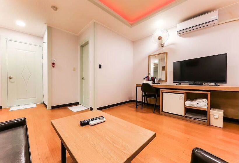 モーテル Boryeong Sinboryeong Biztown