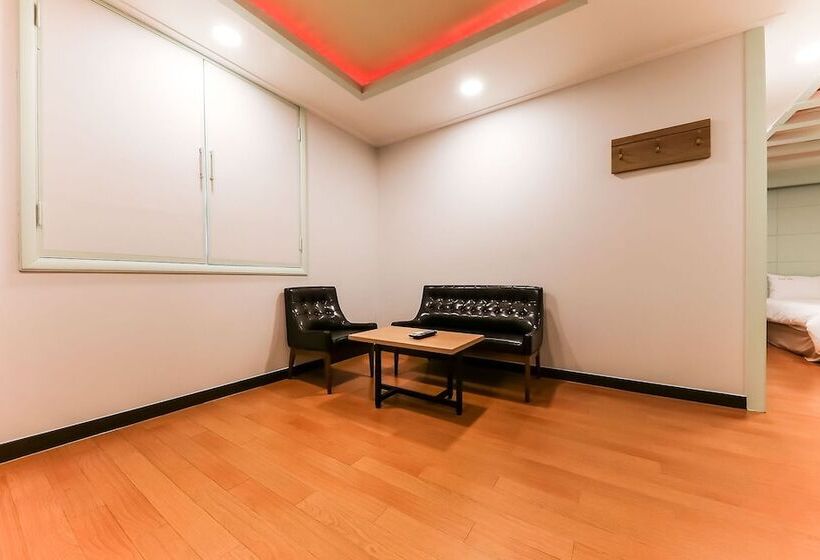 モーテル Boryeong Sinboryeong Biztown