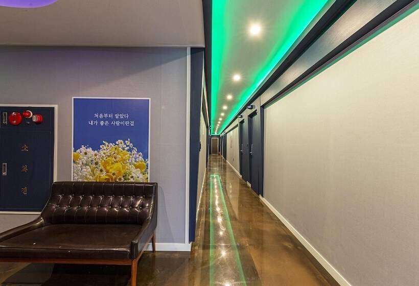 モーテル Boryeong Sinboryeong Biztown